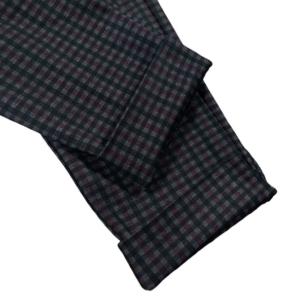 Lifestyle Attitude Large black, grey, & red checkered stretchy skinny pants - Picture 7 of 13